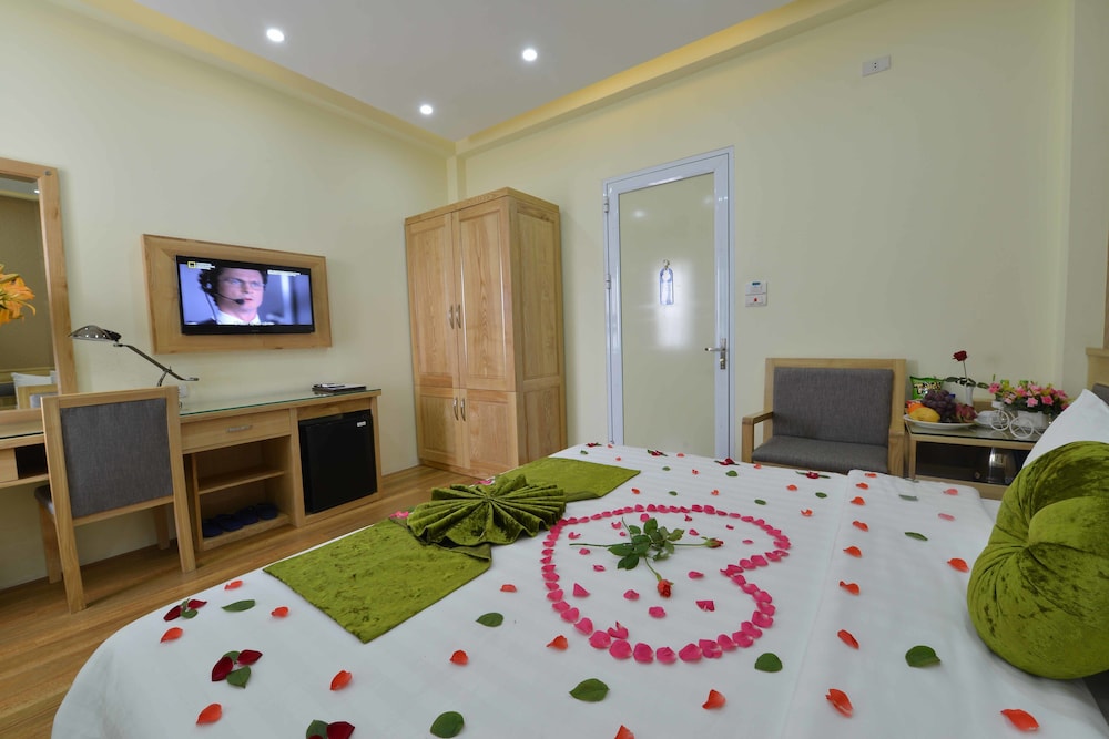 blue hanoi inn hotel