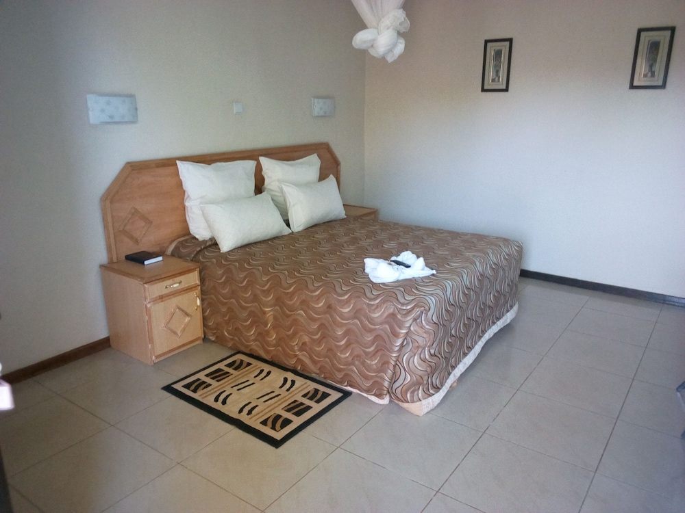 mosi o tunya executive lodge