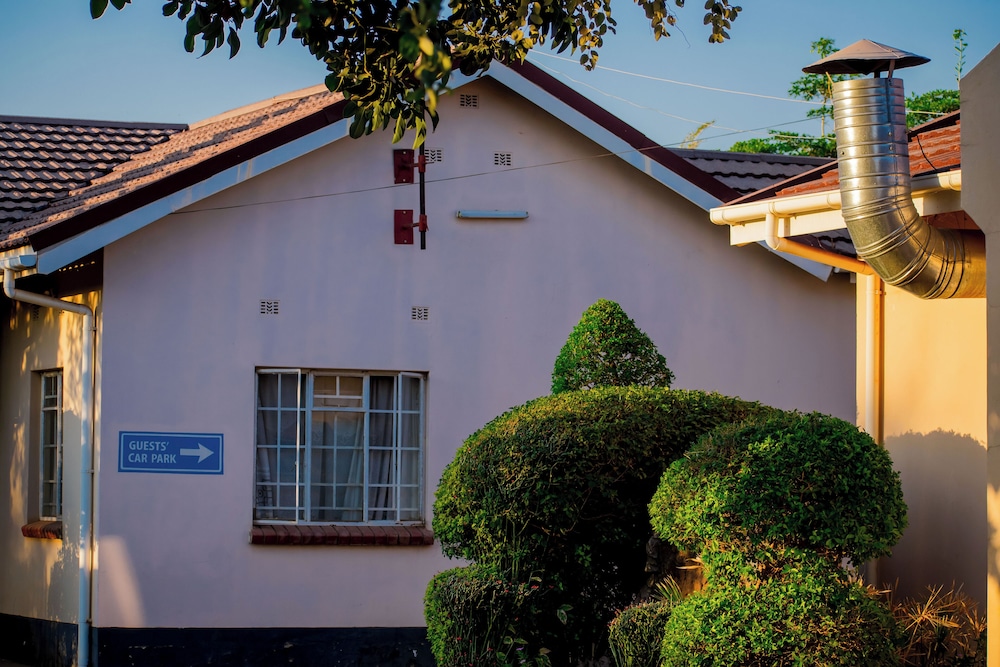mosi o tunya executive lodge