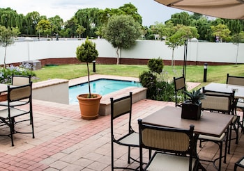 Road Lodge Potchefstroom,Corner Govan Mbeki  Avenue,1 star