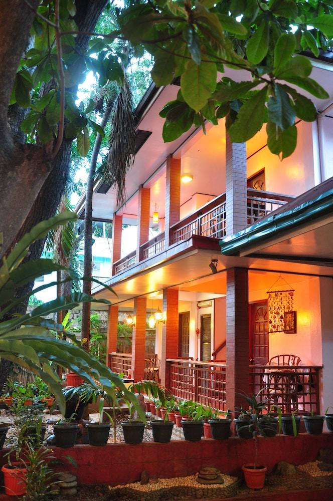 Lola Itang Pension,Puerto Princesa>>Palawan,3 star