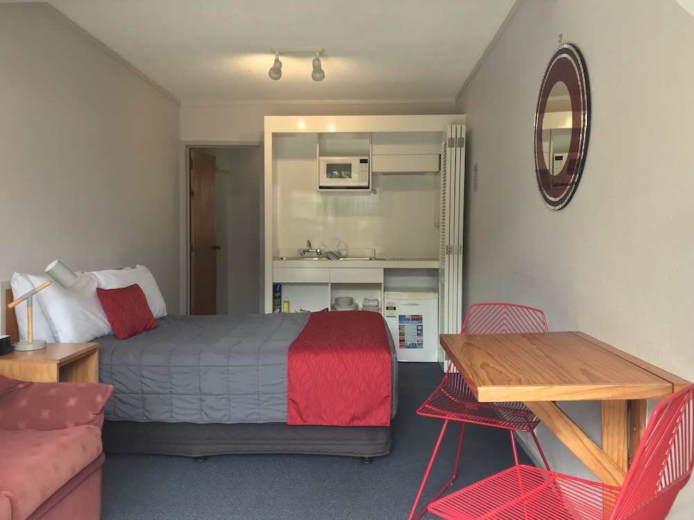edelweiss motel