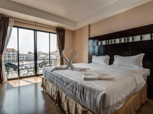 land royal residence pattaya