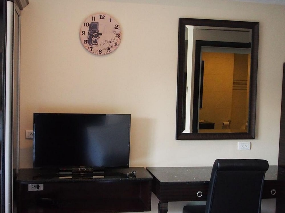 land royal residence pattaya