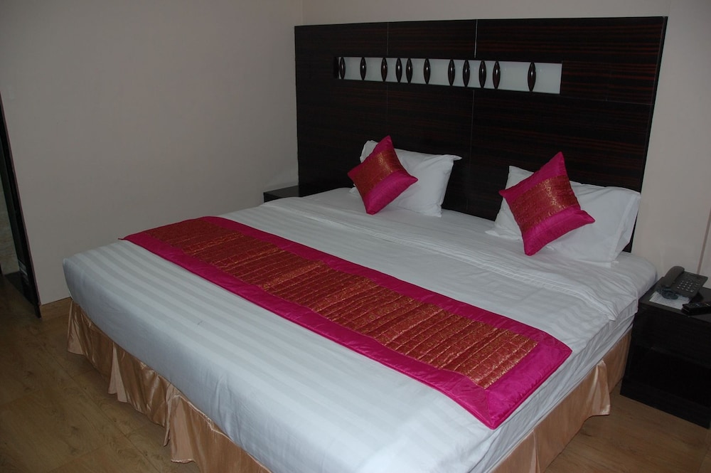 land royal residence pattaya