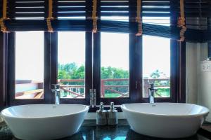 bhu tarn koh chang resort and spa