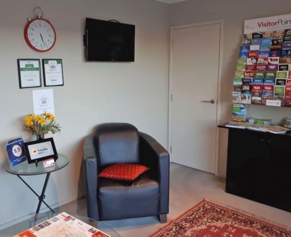 tower junction motor lodge