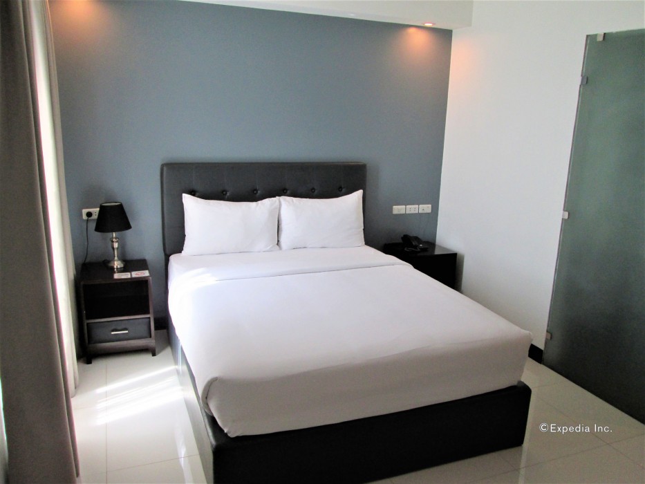 upperhouse hotel formerly pacifico boutique by hiverooms