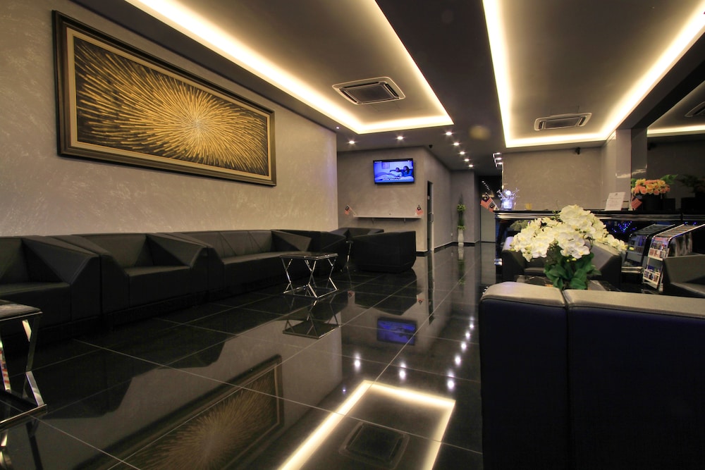 J Suites Hotel,Redang Island>>Kuala Terengganu,3 star