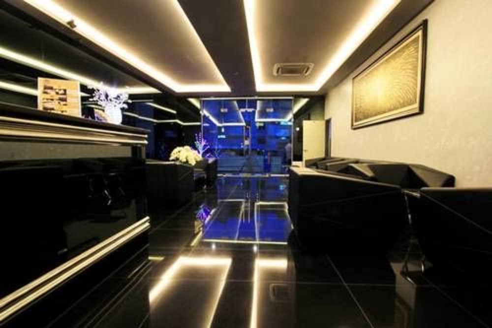 J Suites Hotel,Redang Island>>Kuala Terengganu,3 star