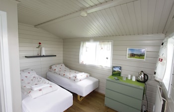 hellisholar cottages