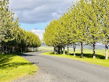 hellisholar cottages
