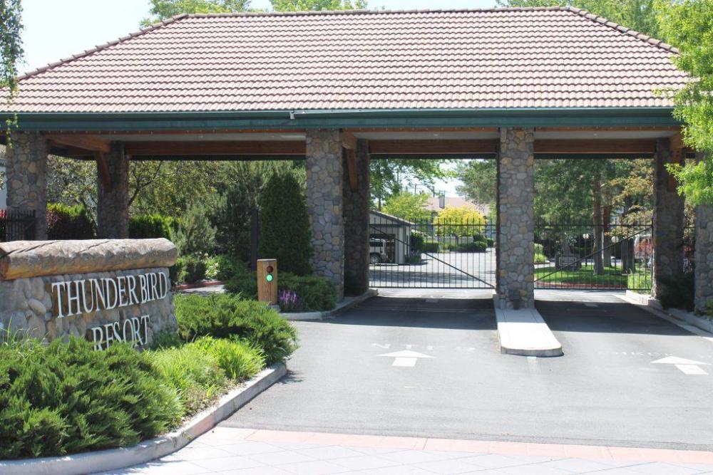 thunderbird resort club
