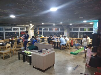 popcorn hostel haeundae