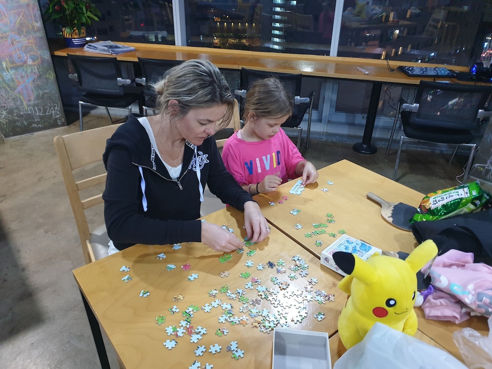 popcorn hostel haeundae