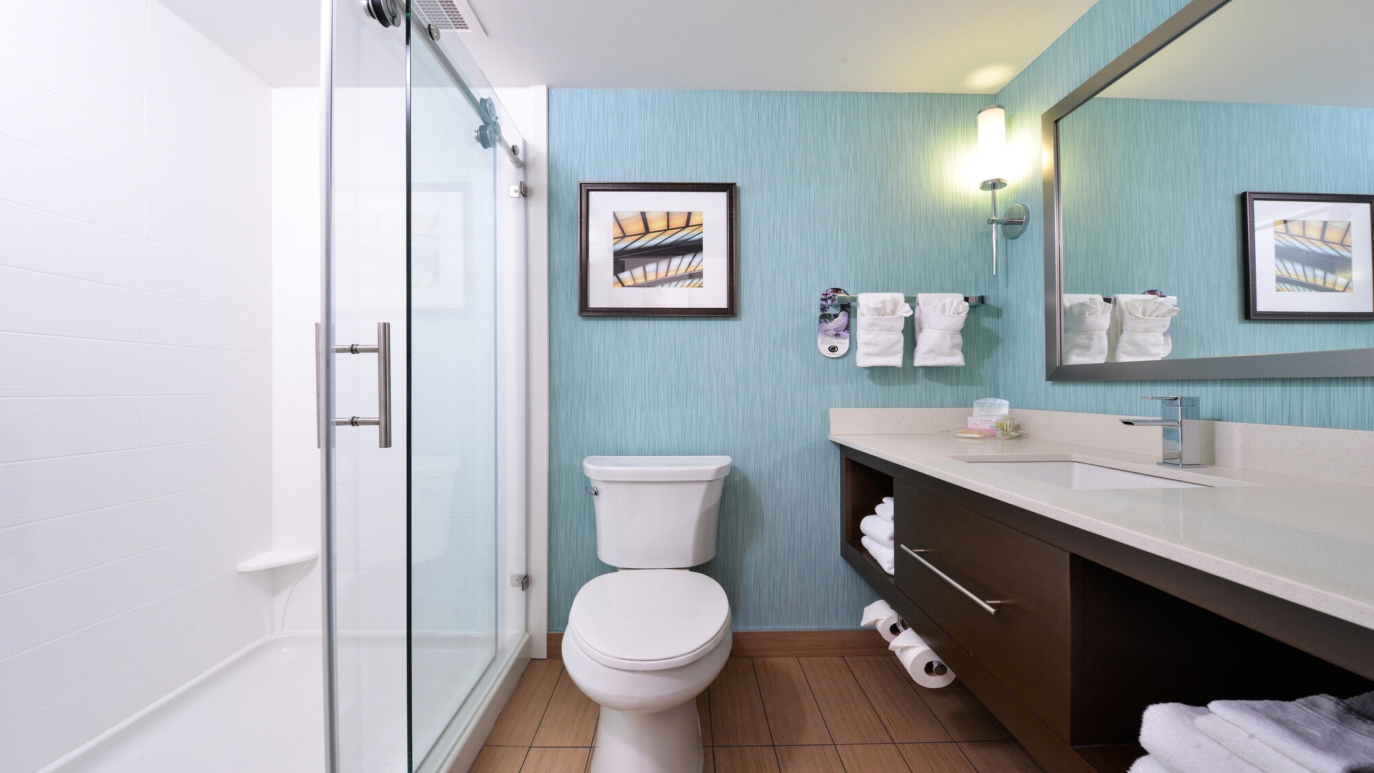 holiday inn and suites edmonton arpt conference ctr