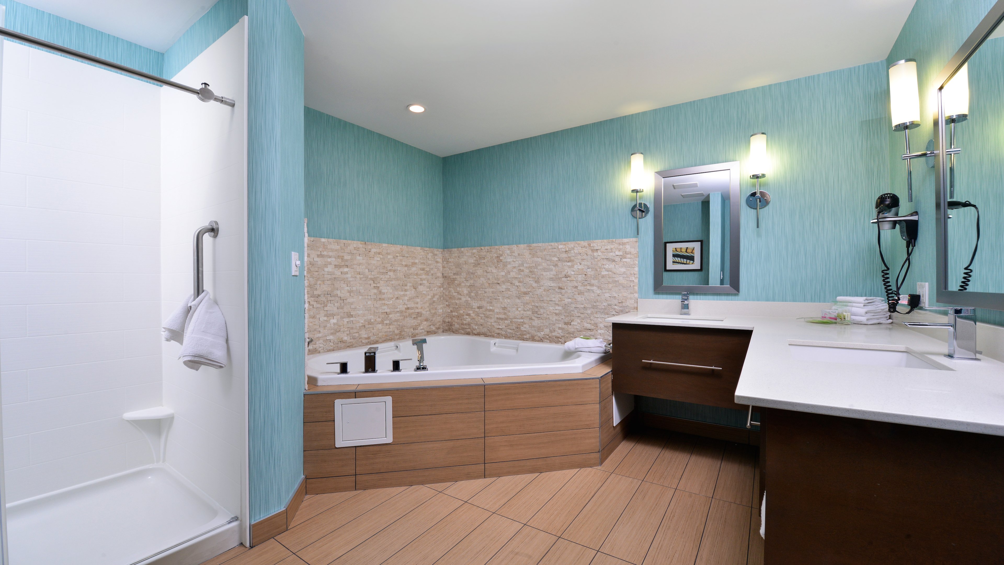 holiday inn and suites edmonton arpt conference ctr