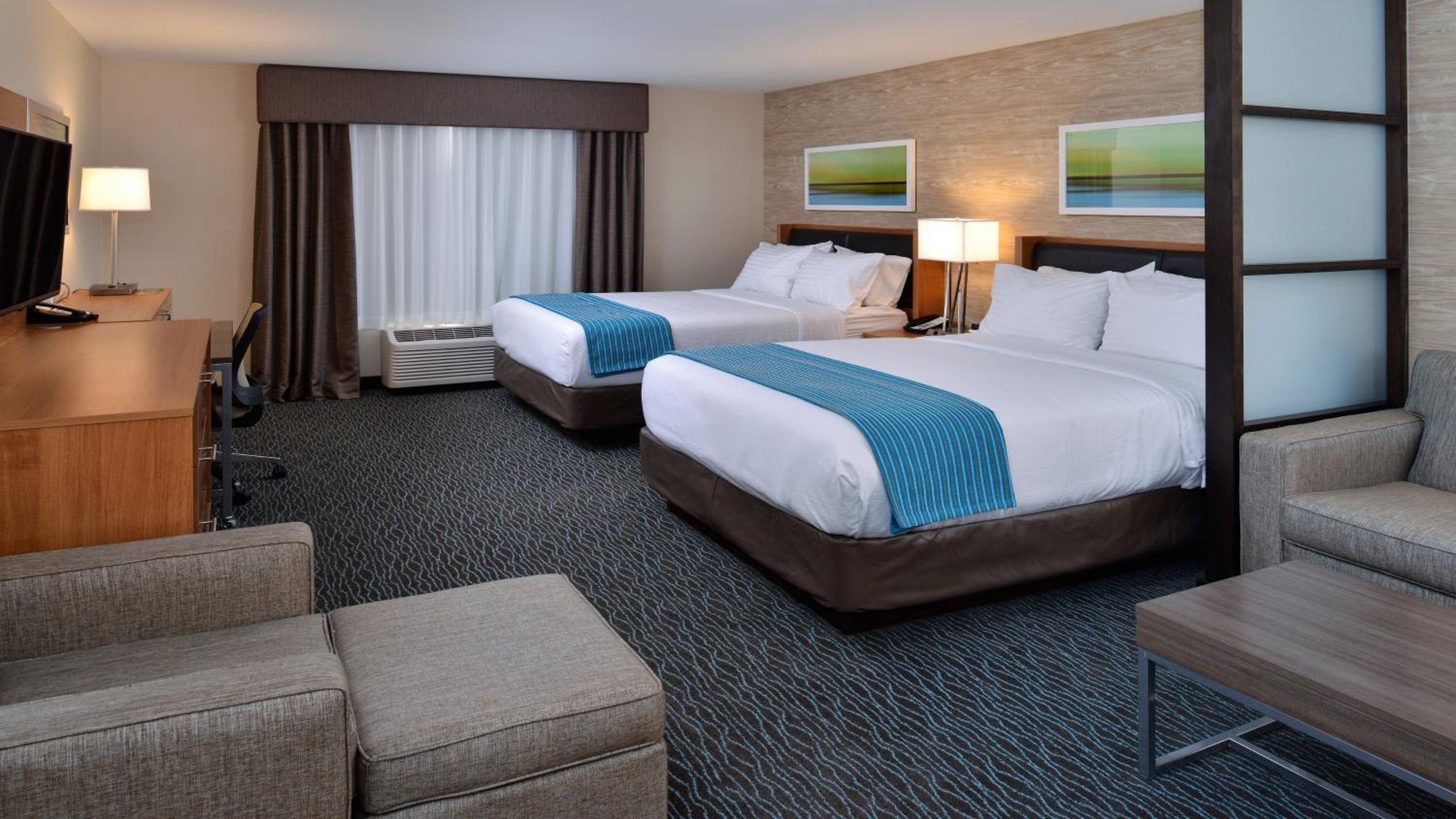holiday inn and suites edmonton arpt conference ctr