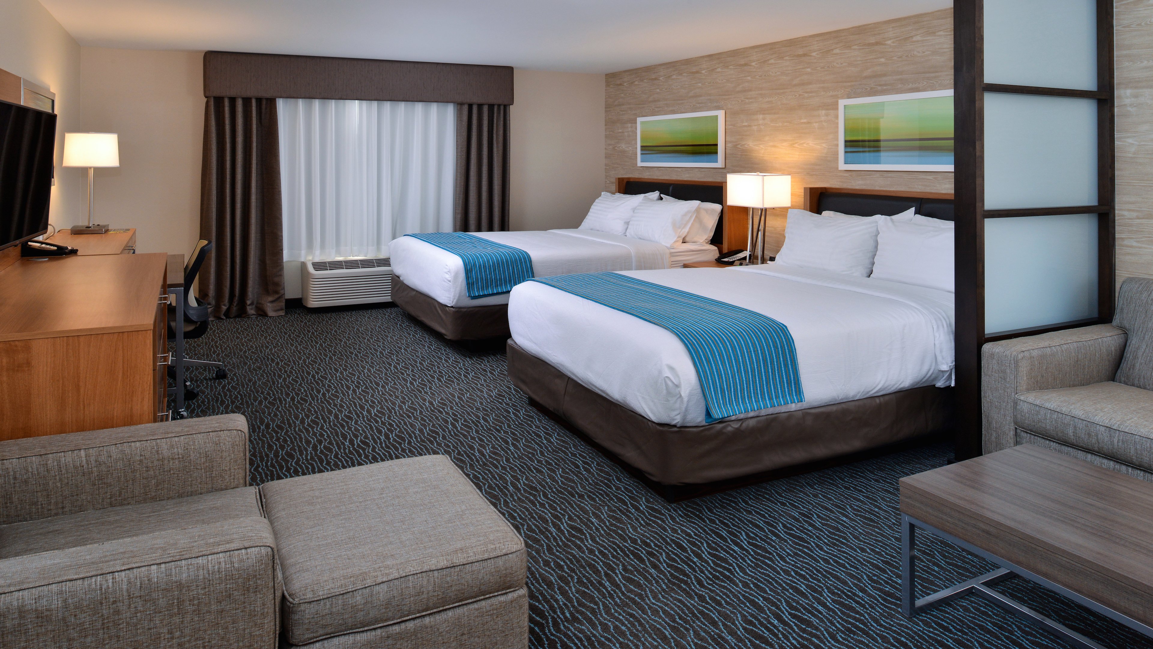 holiday inn and suites edmonton arpt conference ctr