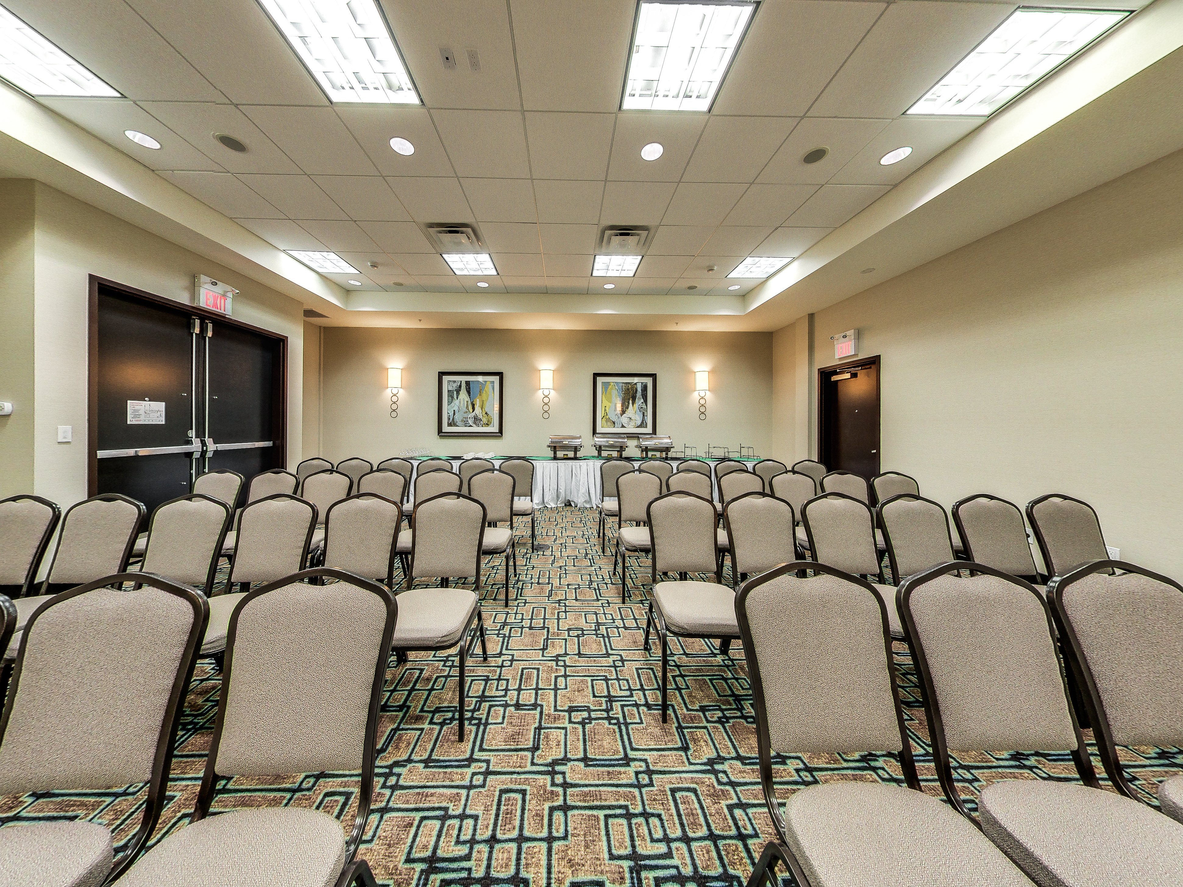 holiday inn and suites edmonton arpt conference ctr