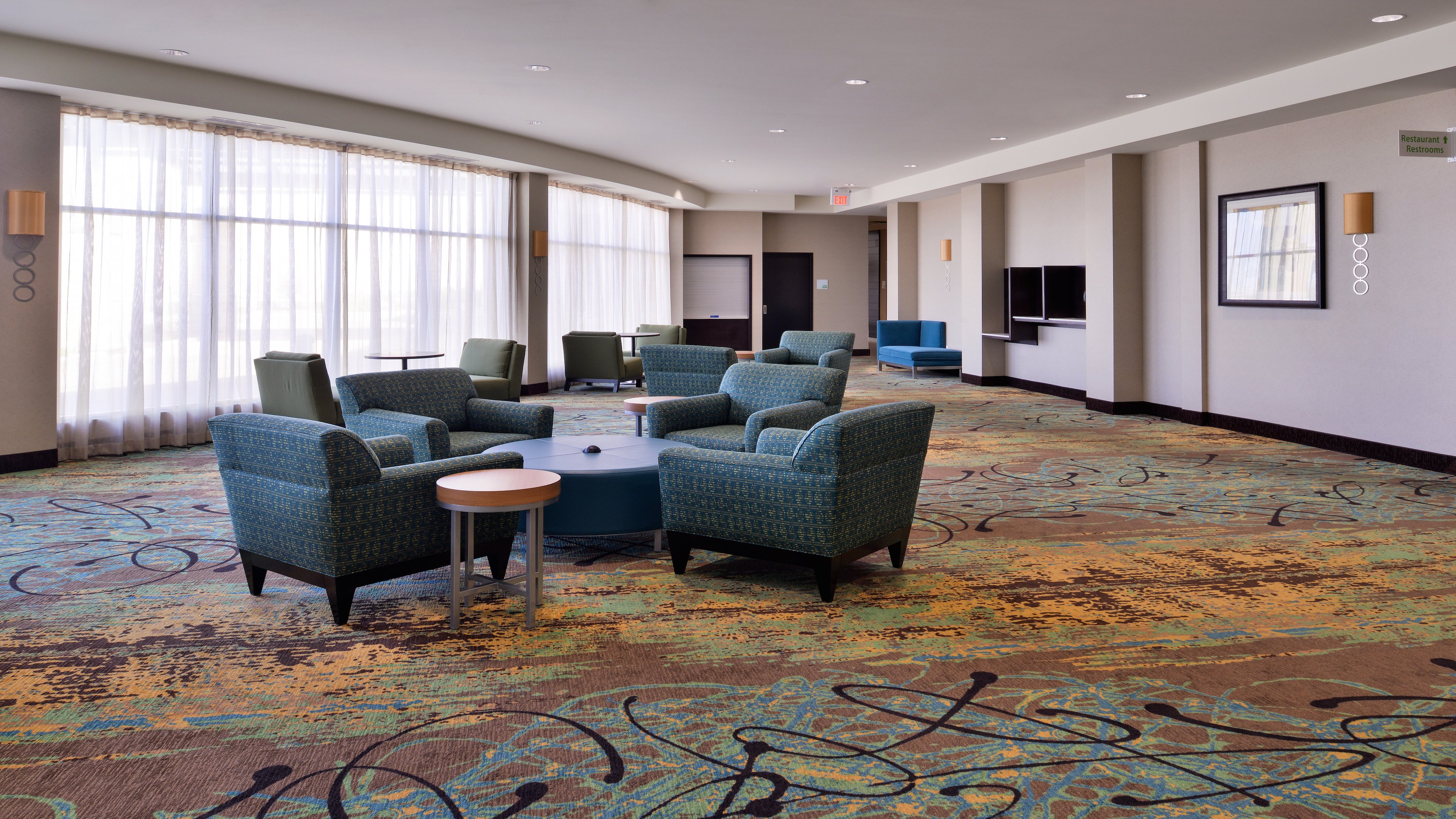 holiday inn and suites edmonton arpt conference ctr