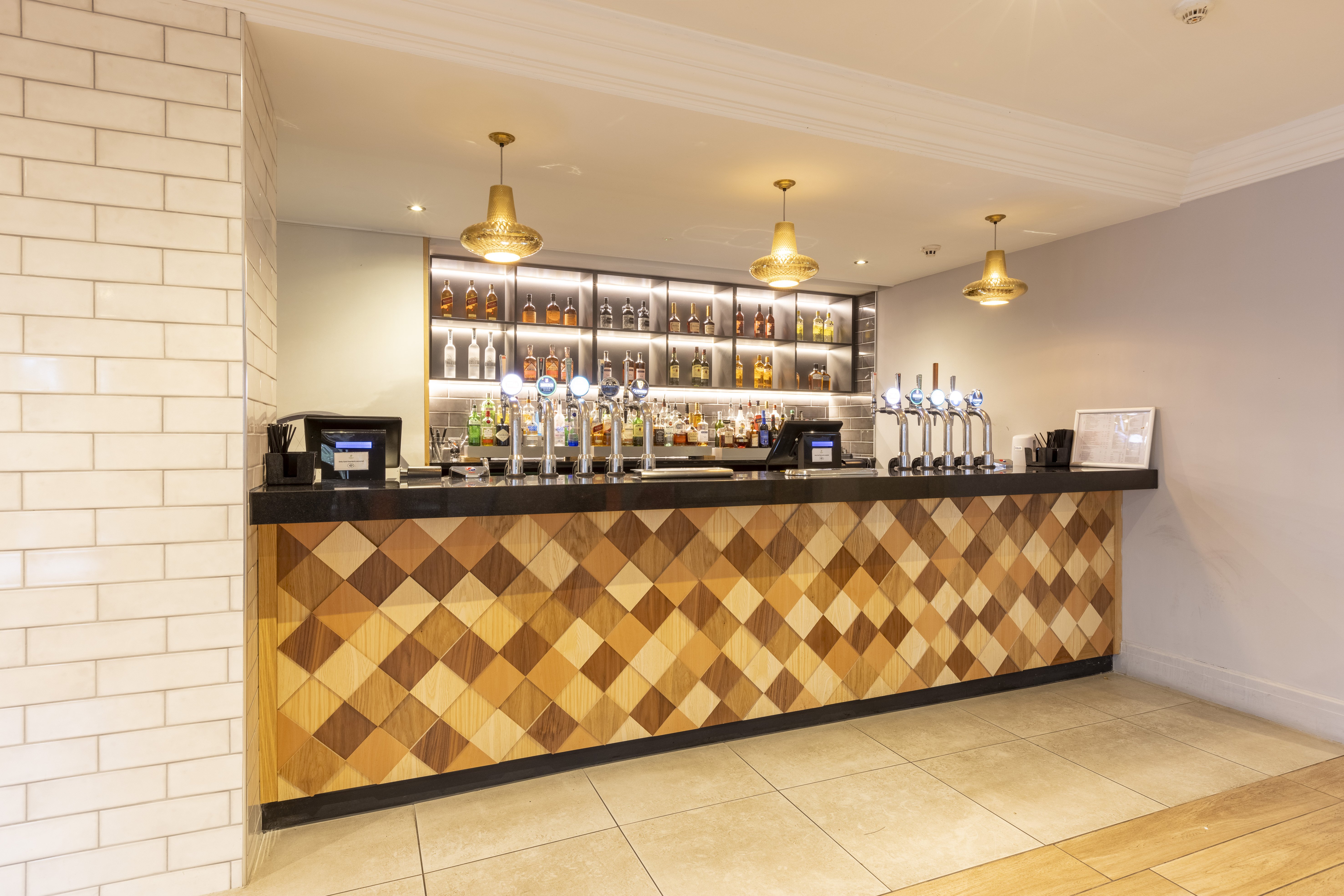 holiday inn glasgow airport by ihg