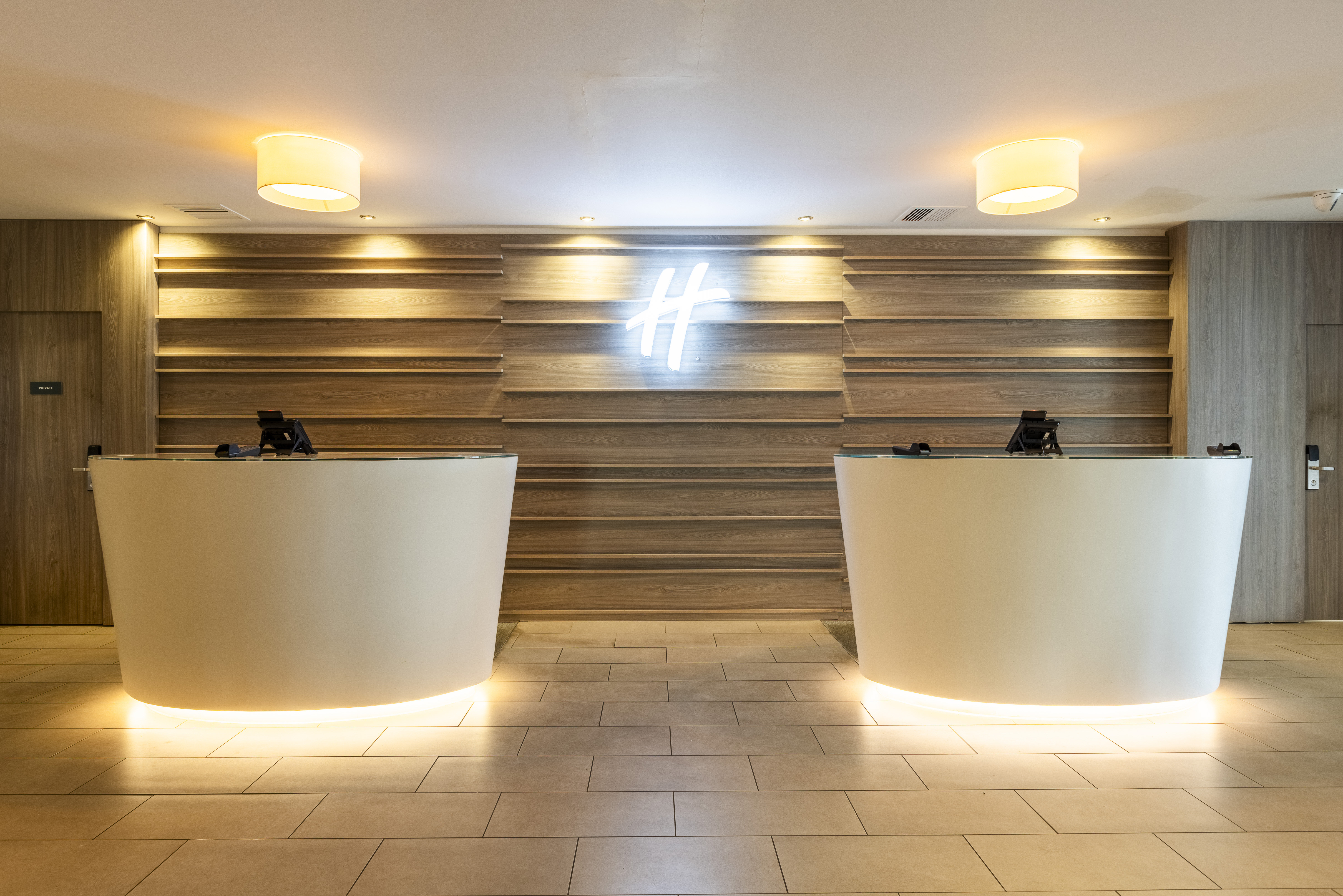 holiday inn glasgow airport by ihg