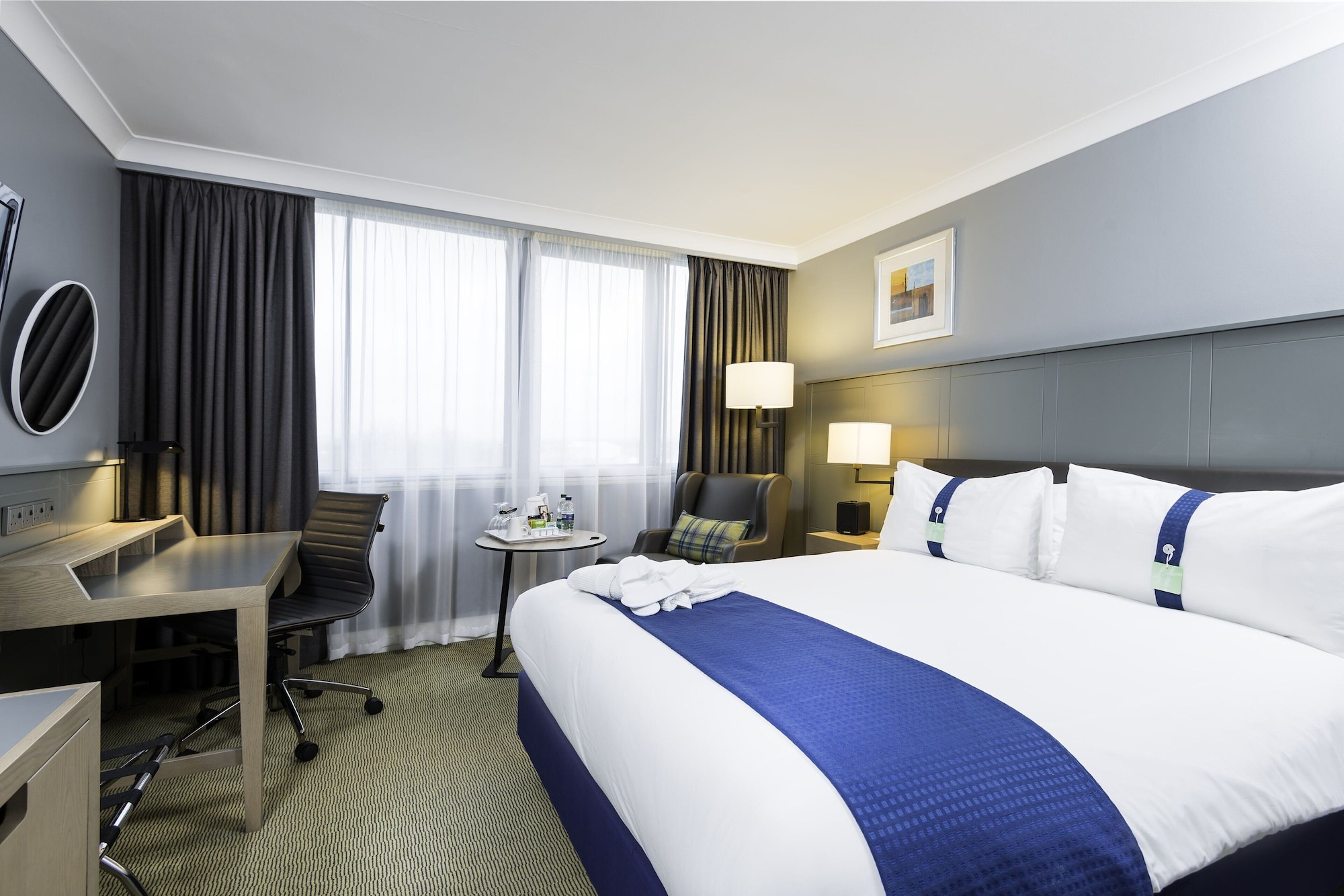 holiday inn glasgow airport by ihg