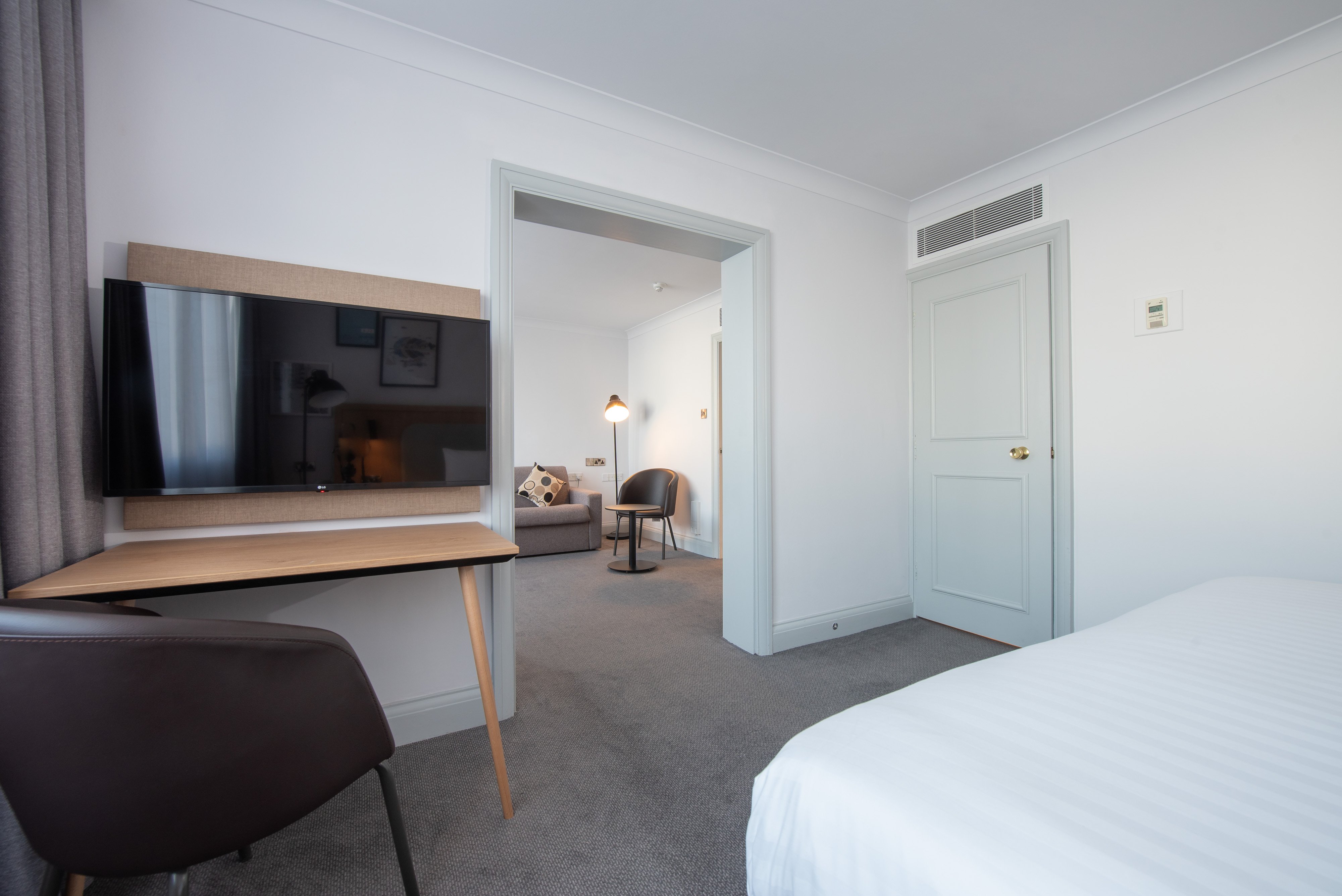 holiday inn glasgow airport by ihg