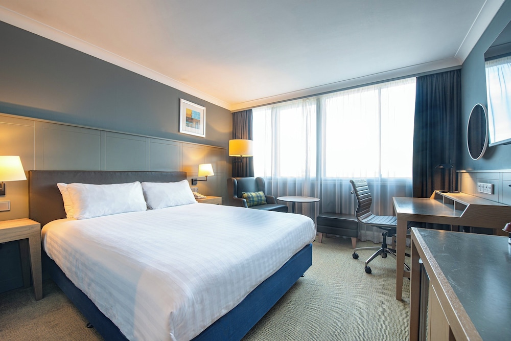 holiday inn glasgow airport by ihg