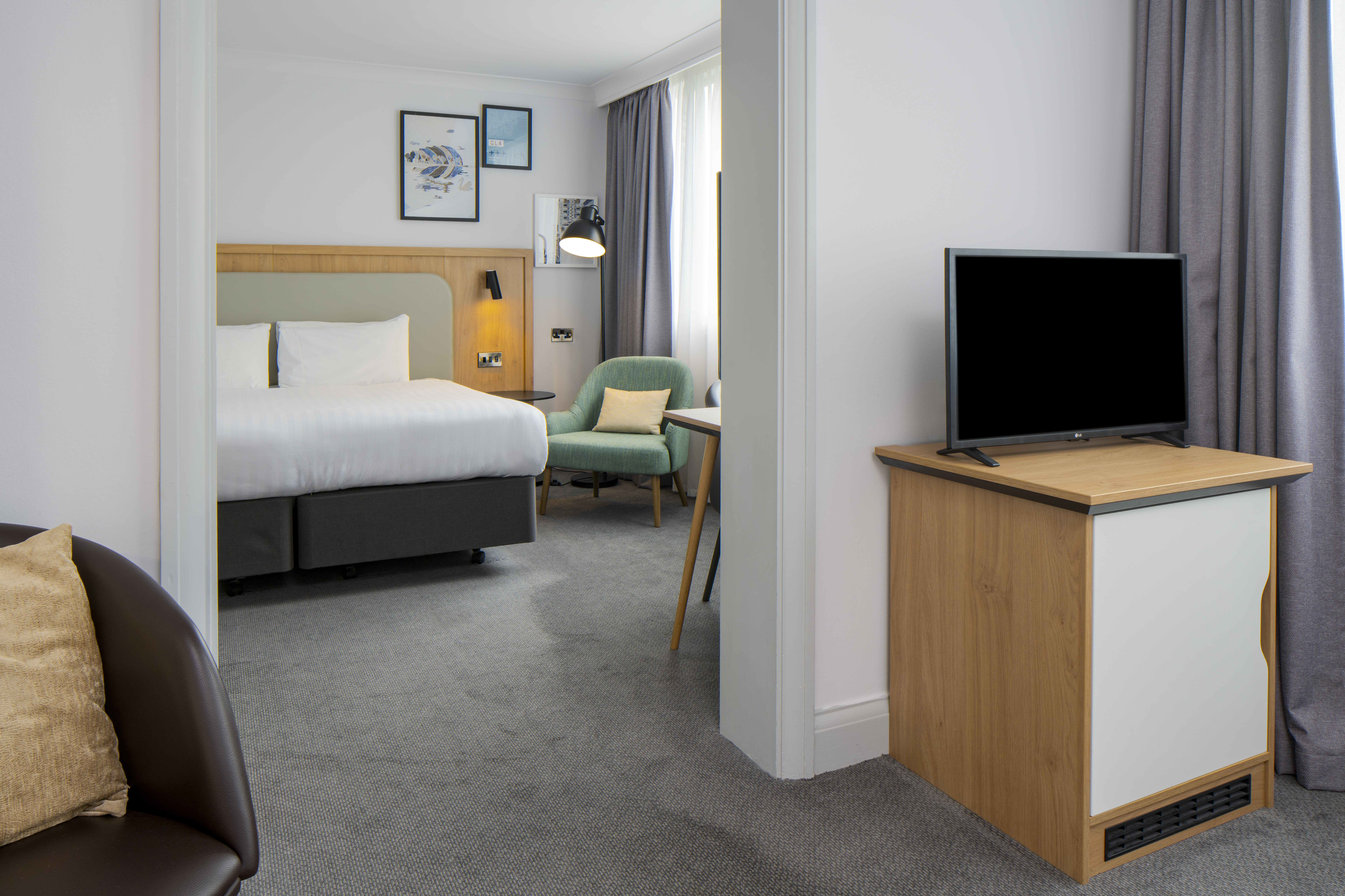 holiday inn glasgow airport by ihg