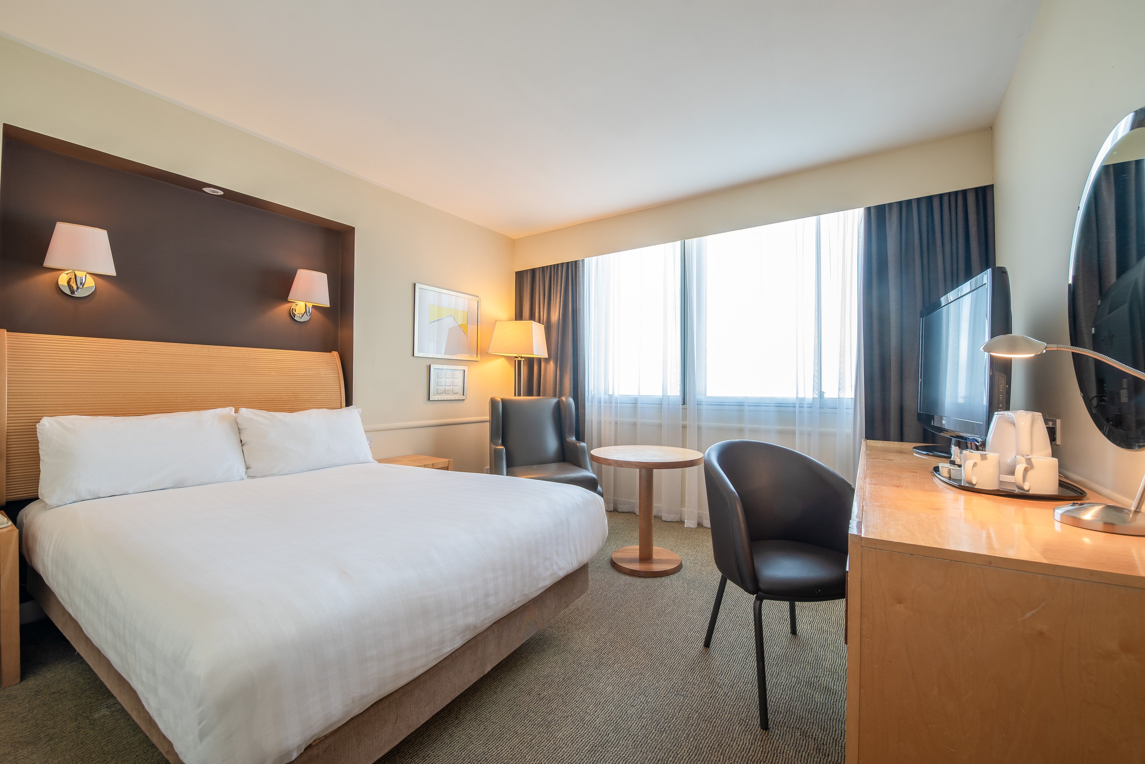 holiday inn glasgow airport by ihg