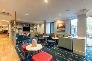 holiday inn glasgow airport by ihg