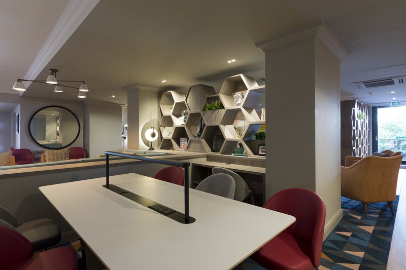 holiday inn glasgow airport by ihg