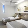 oaks mackay carlyle suites