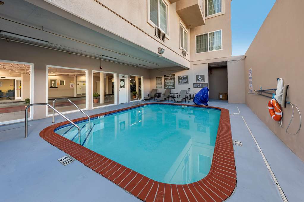 comfort inn andsuites burbank