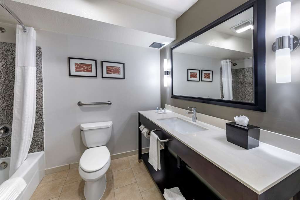 comfort inn andsuites burbank