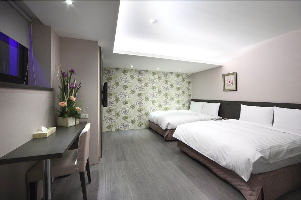 golden stone hotel yidu