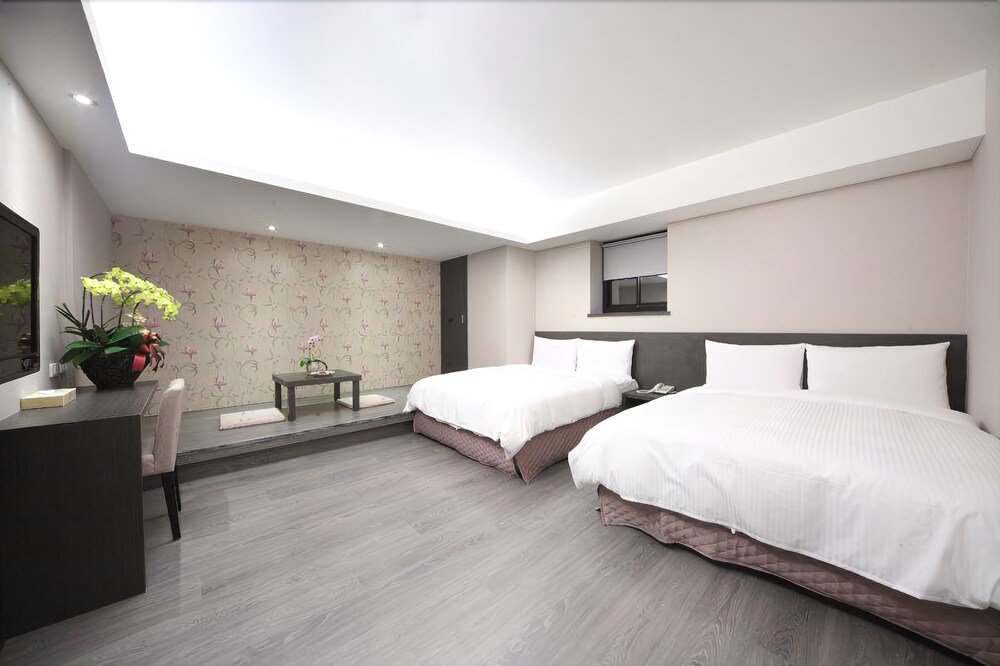 golden stone hotel yidu