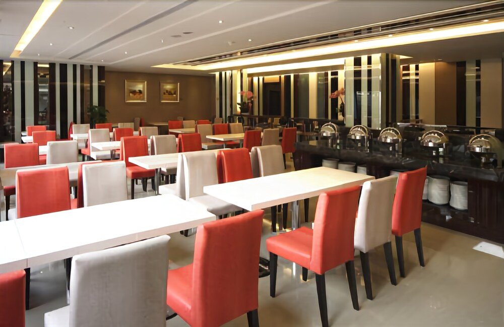 golden stone hotel yidu