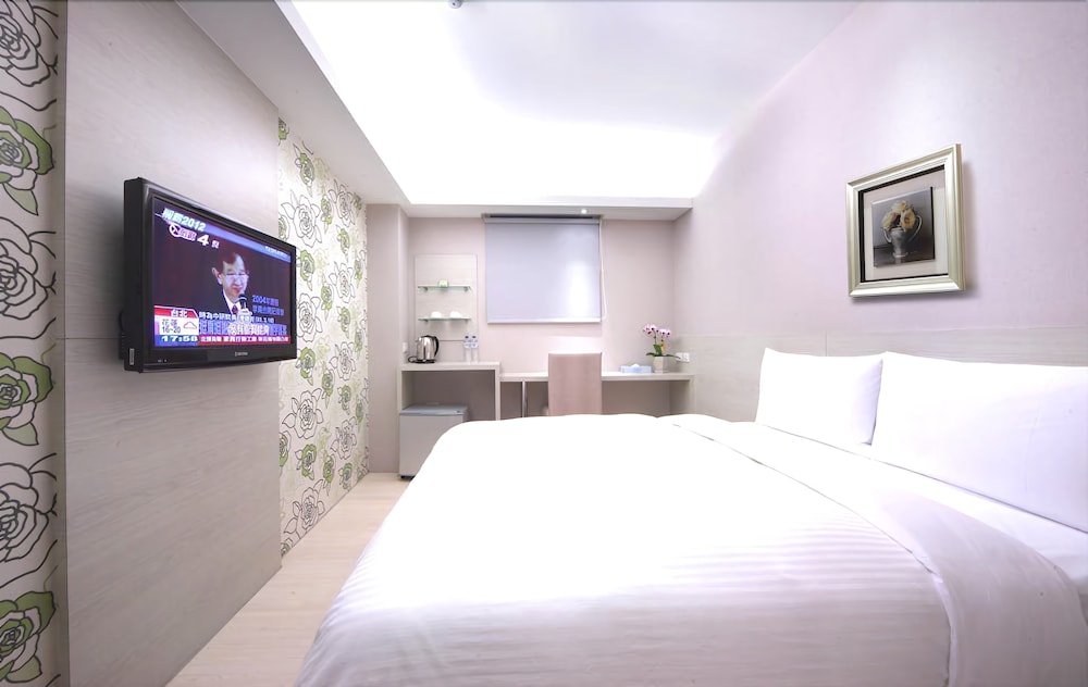 golden stone hotel yidu