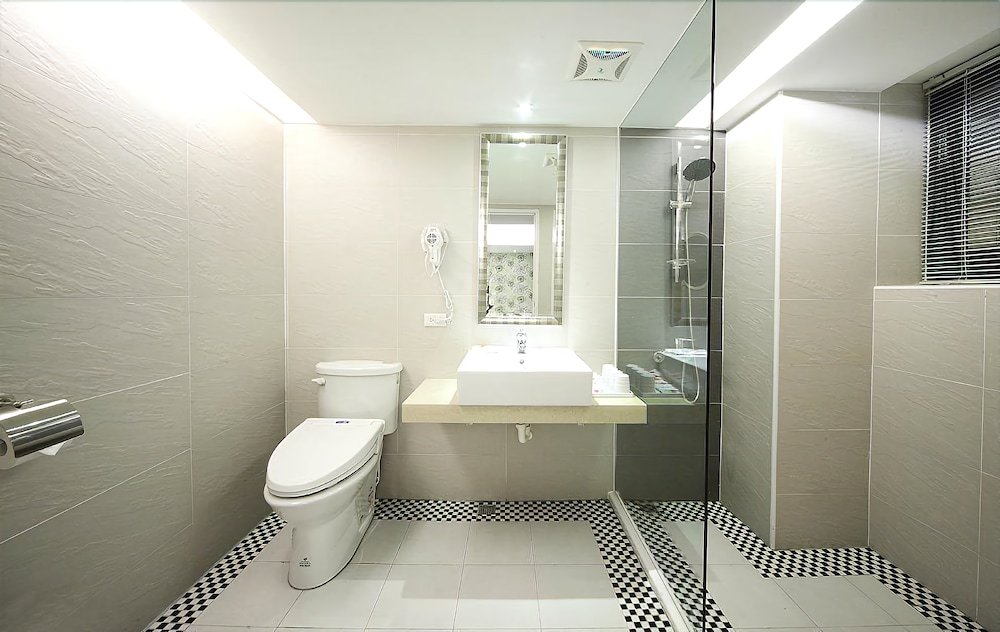 golden stone hotel yidu