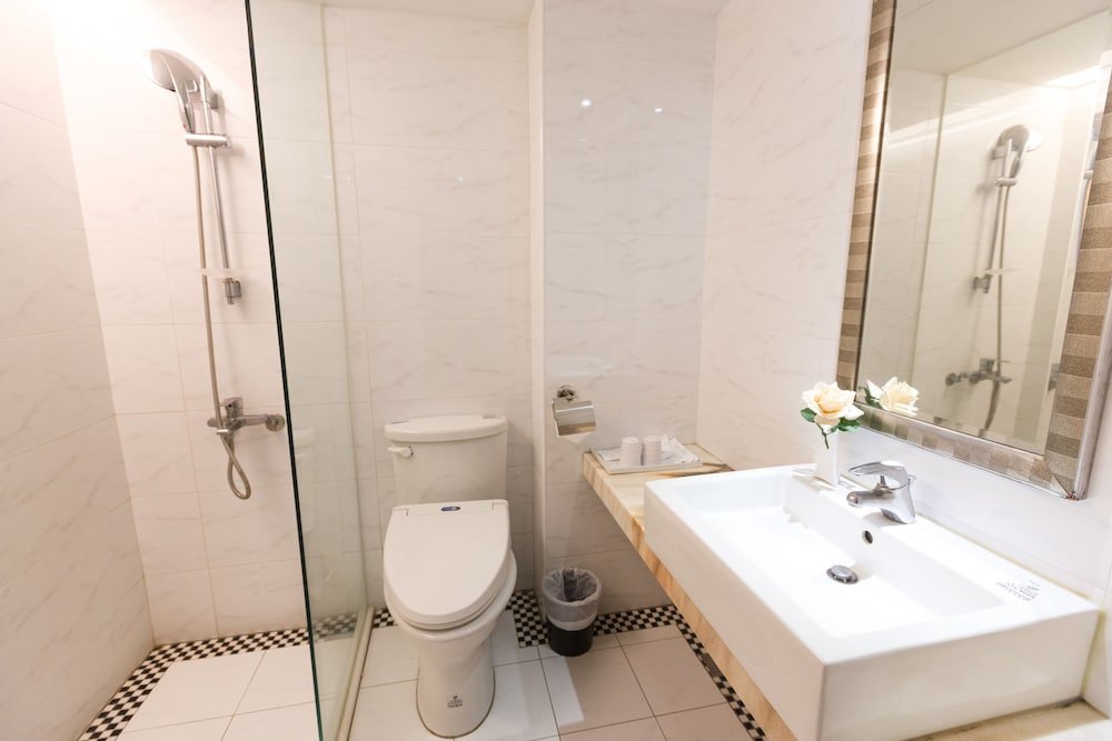 golden stone hotel yidu