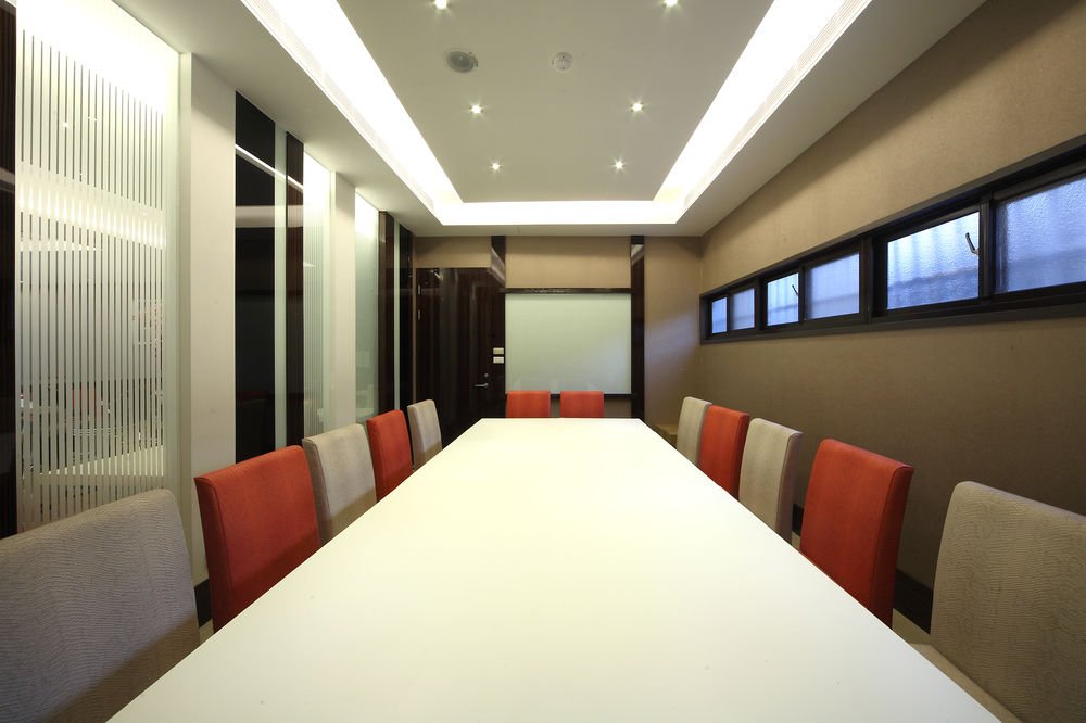 golden stone hotel yidu