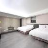 golden stone hotel yidu