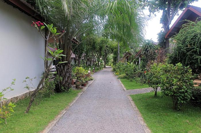 thai house beach resort