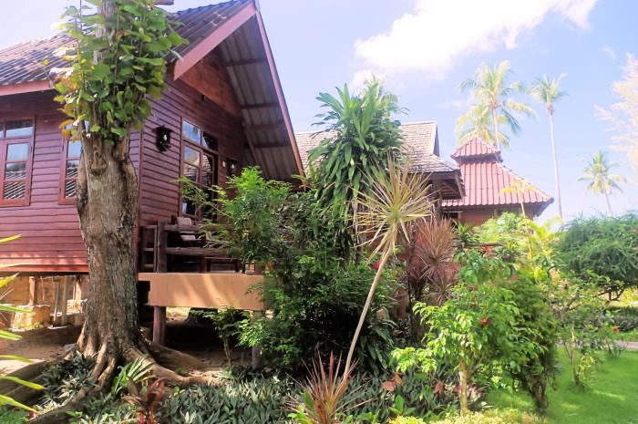 thai house beach resort