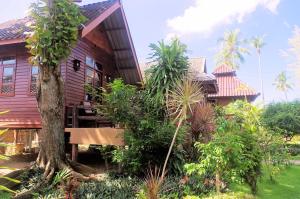 thai house beach resort