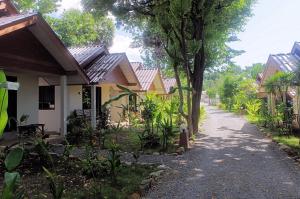 thai house beach resort