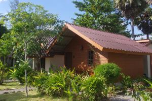 thai house beach resort